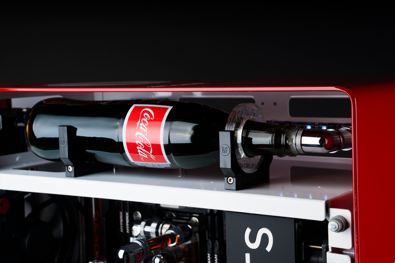 Illustration for article titled Have A Coke And A Powerful Custom Gaming PC